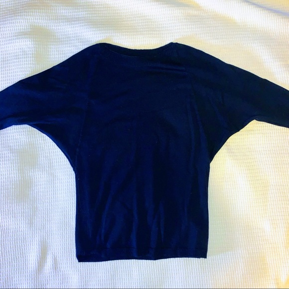 The Limited Sweaters - FLASH SALE! The Limited navy sweater XS
